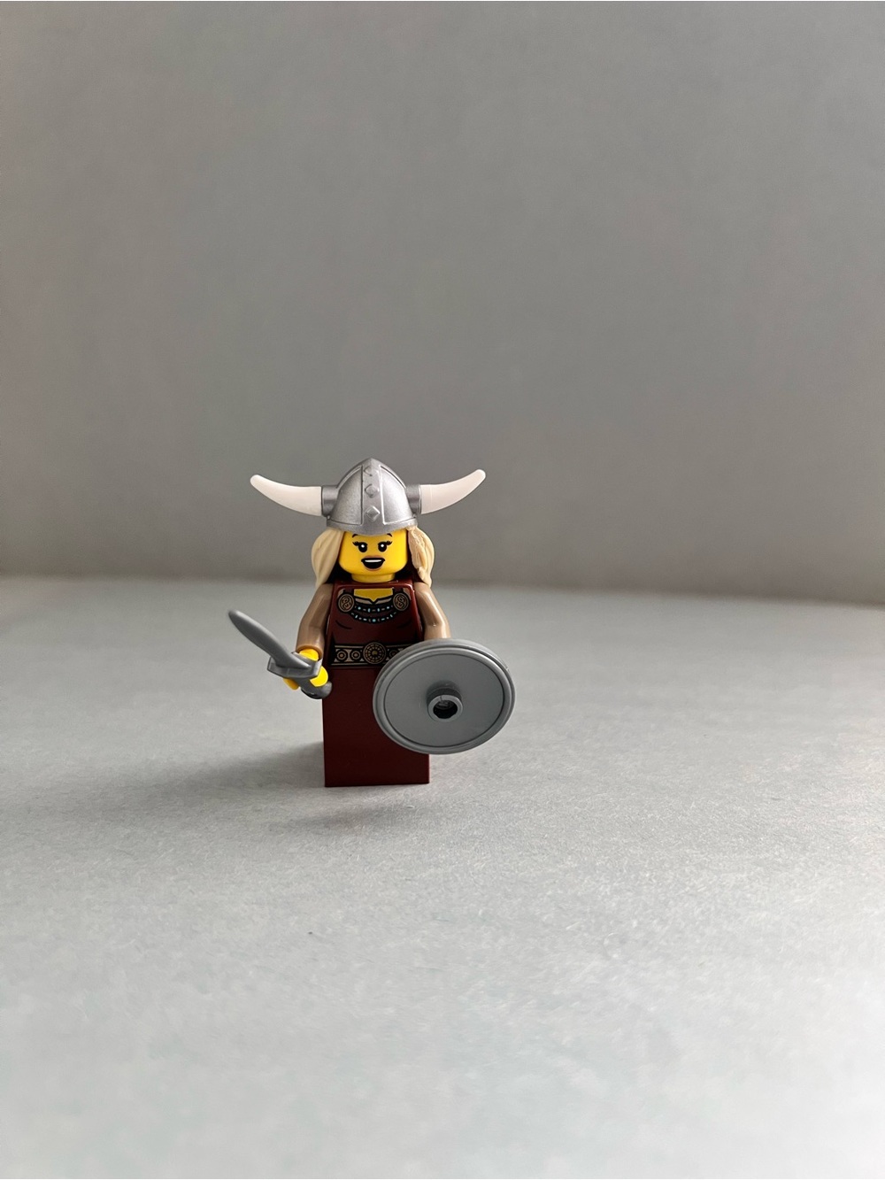 LEGO Minifigure Series 7 Viking Woman Minifigure